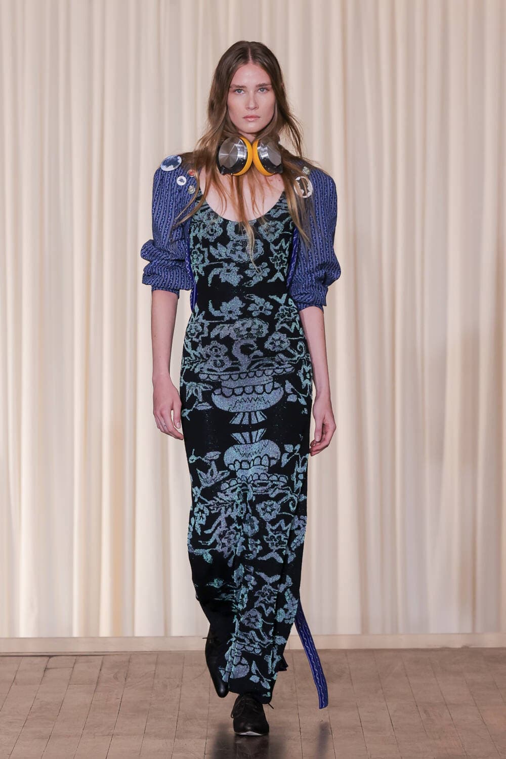 VIVIENNE WESTWOOD ミディドレス AKVW_SS25_Look_22.jpg